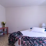 Villa With Sea View Parking