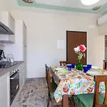 Villa With Sea View Parking